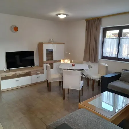 Апартаменты App Mladenka *