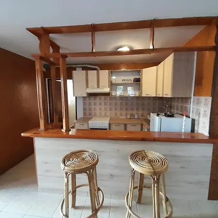 Апартаменты App Mladenka Новиград