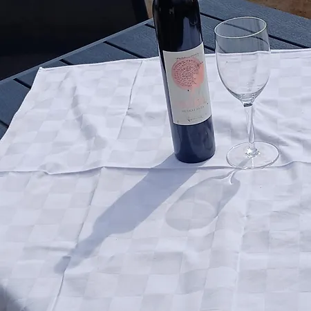 App Mladenka Апартаменты Новиград